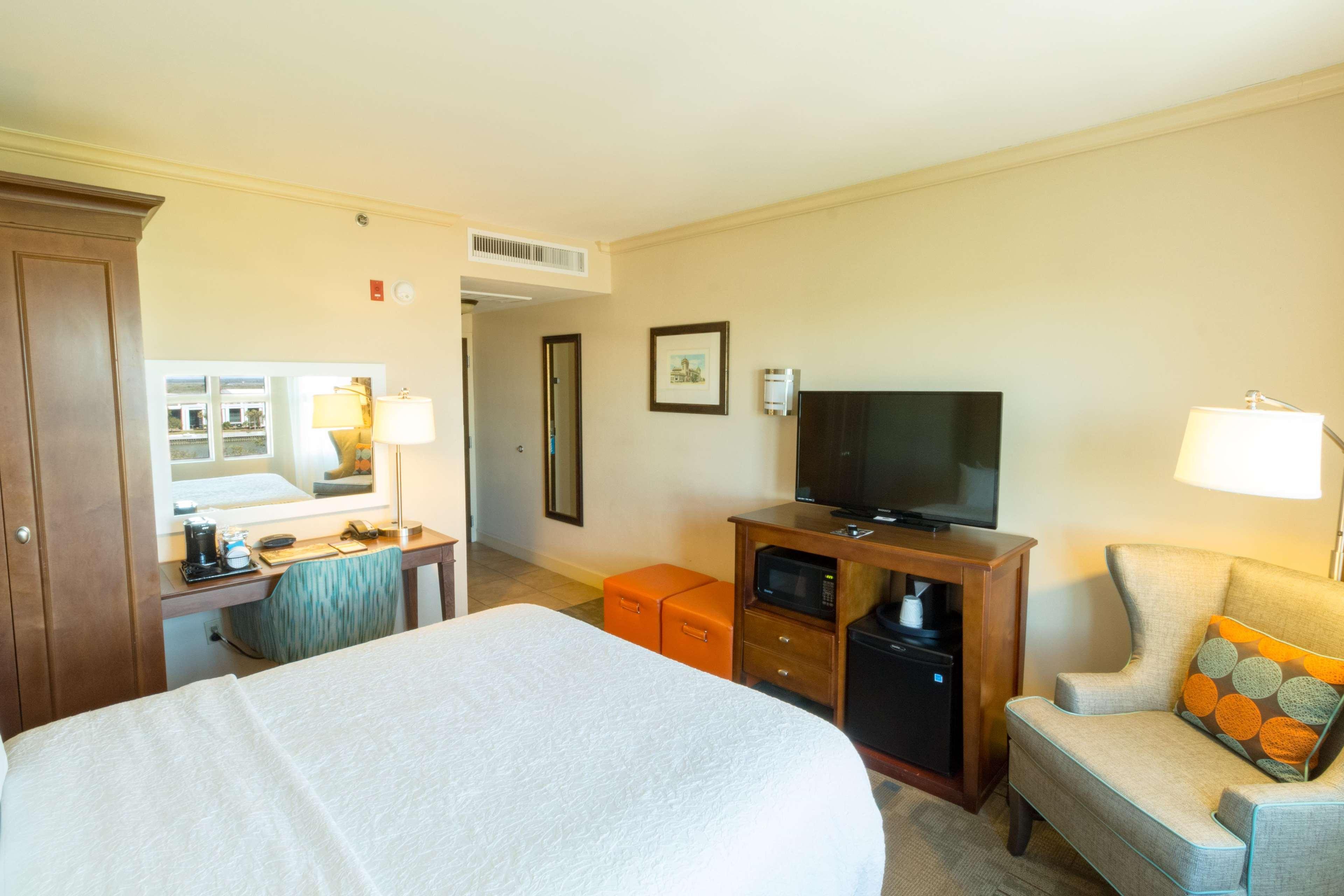 Hampton Inn Savannah Historic District Esterno foto