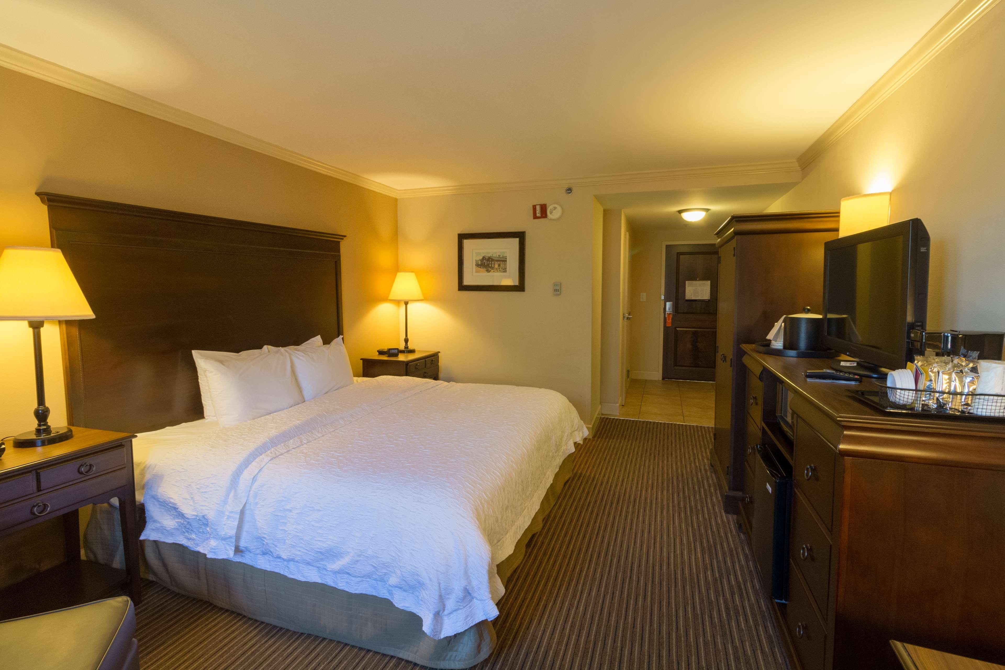 Hampton Inn Savannah Historic District Esterno foto
