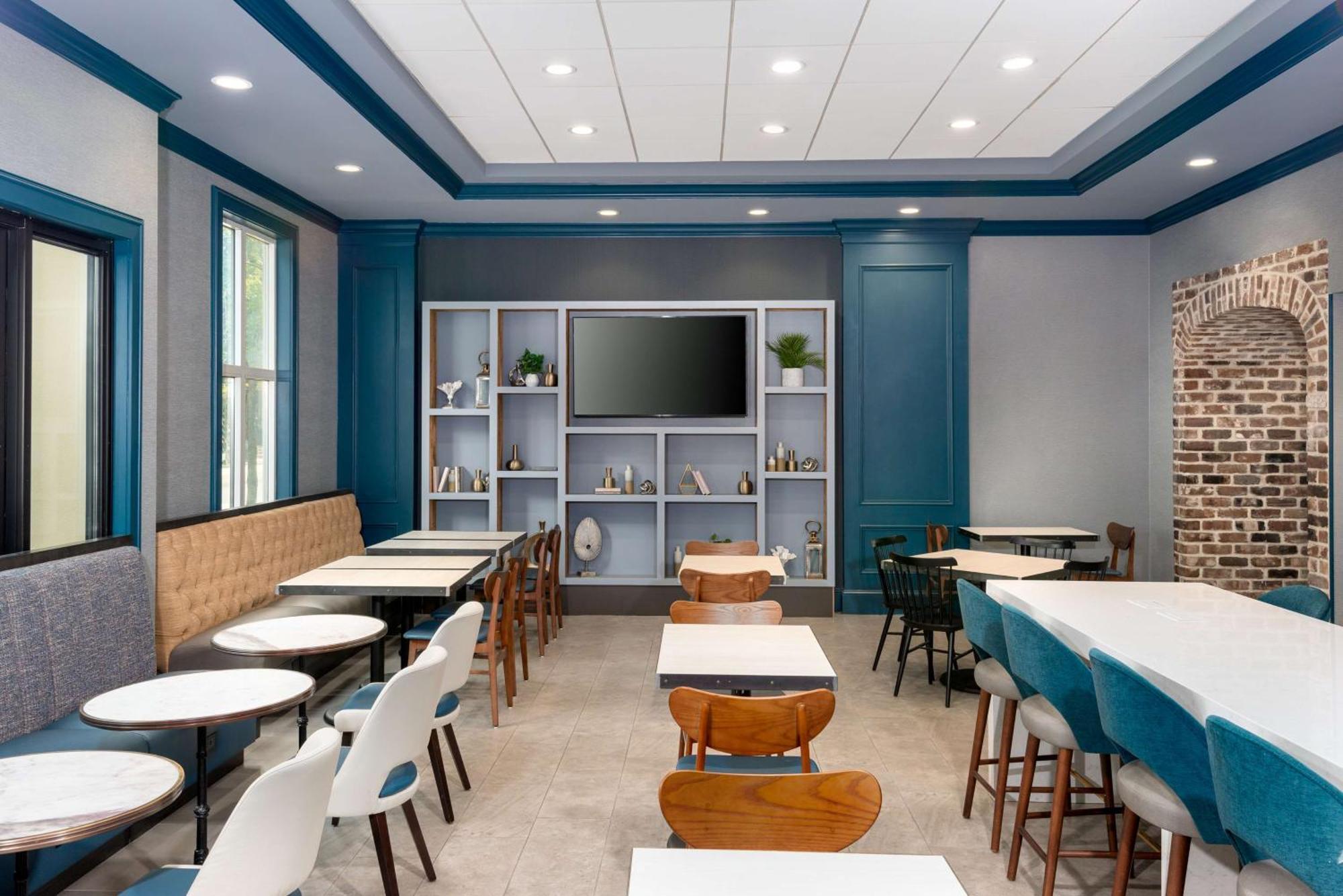 Hampton Inn Savannah Historic District Esterno foto