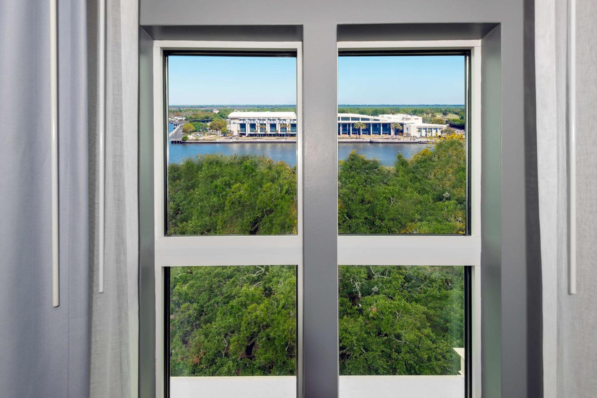 Hampton Inn Savannah Historic District Esterno foto